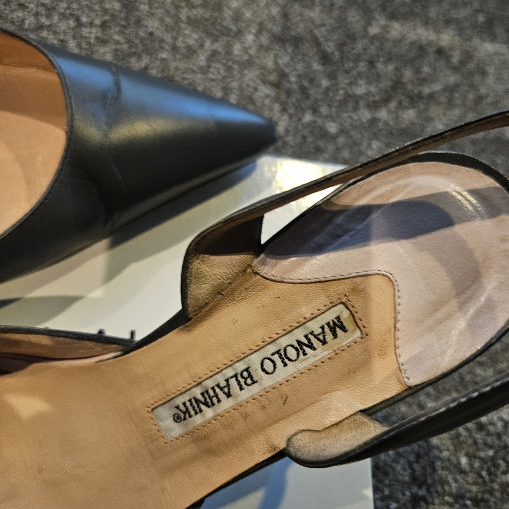 Manolo Blahnik Carolyn Sling SZ 39 1/2 - Picture 2 of 9